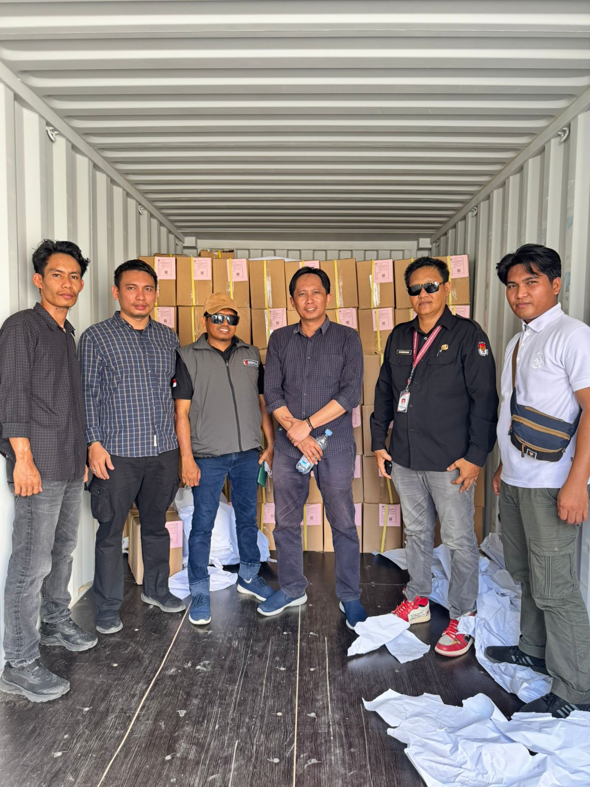 Pengawasan melekat proses distribusi logistik 