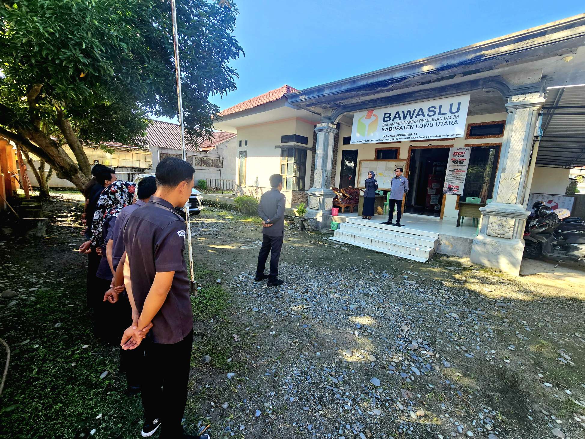 Apel Pagi ruang lingkup Sekretariat Bawaslu Kabupaten Luwu Utara 