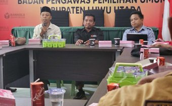 Sambutan Anggota Bawaslu Kabupaten Luwu Utara Tasran 
