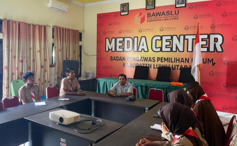 Ketua Bawaslu Luwu Utara Muhajirin terima Audiensi Kwarcab Pramuka Kabupaten Luwu Utara 