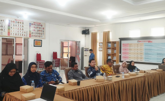 Ketua Bawaslu Kabupaten Luwu Utara Hadiri Kegiatan Pencermatan Data DPB Triwulan 3 yang Dilaksanakan KPU